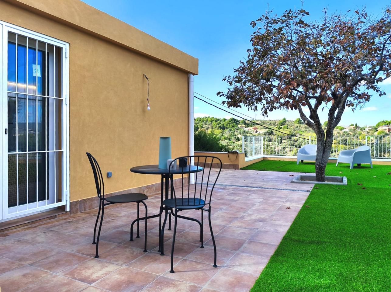 Terrace of House or chalet for sale in Terrassa  with Air Conditioner, Private garden and Terrace