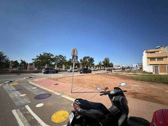 Terreno residencial en Venta en Rafelbuñol-Rafelbunyol - CL POETA VICENT ANDRES ES, 42 en Massamagrell