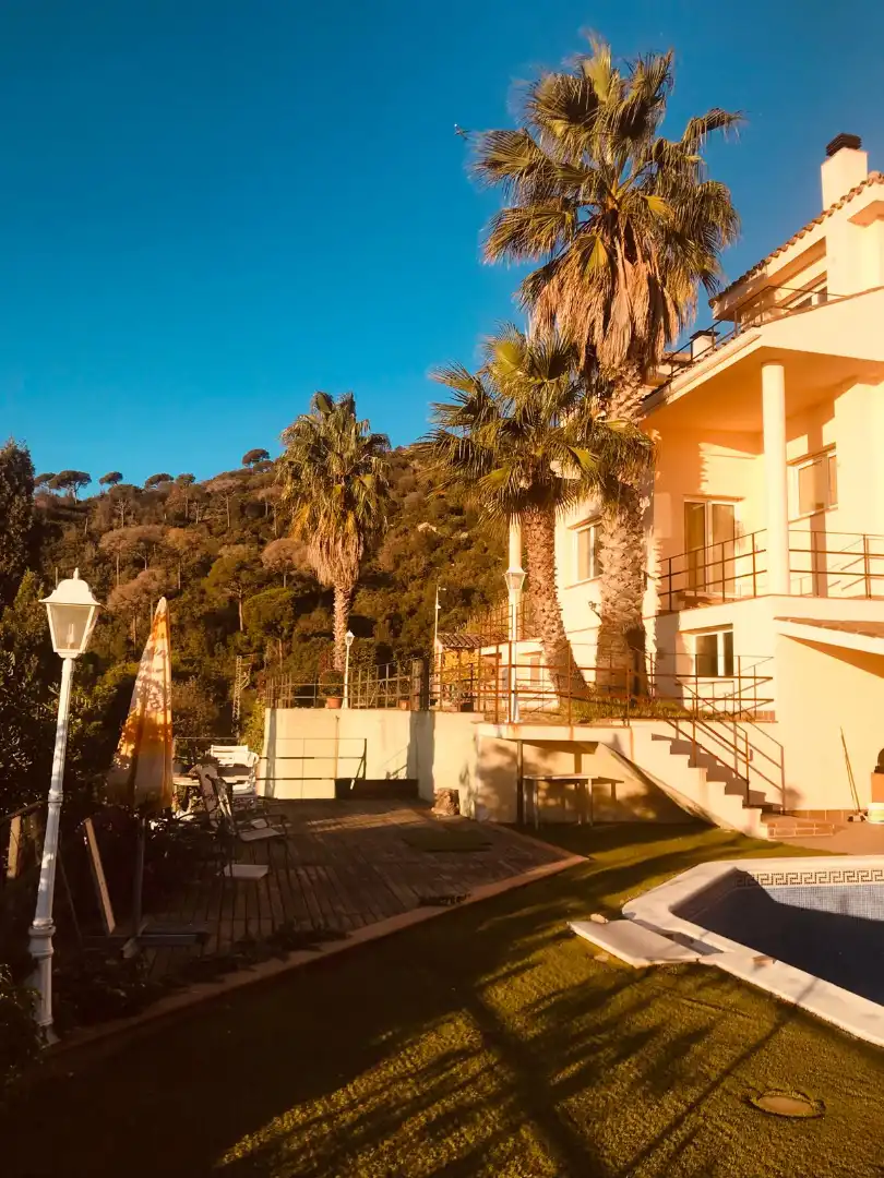 Casa amb terrassa en venda a Camí del Bosc
