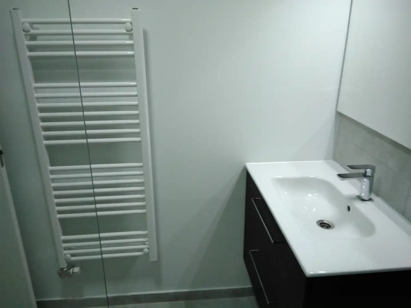 Badezimmer von Wohnung zum Verkauf in Vigo  mit Heizung