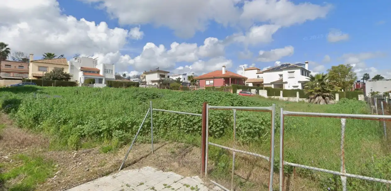 Terreno residencial en venta en Salteras, imagen 2