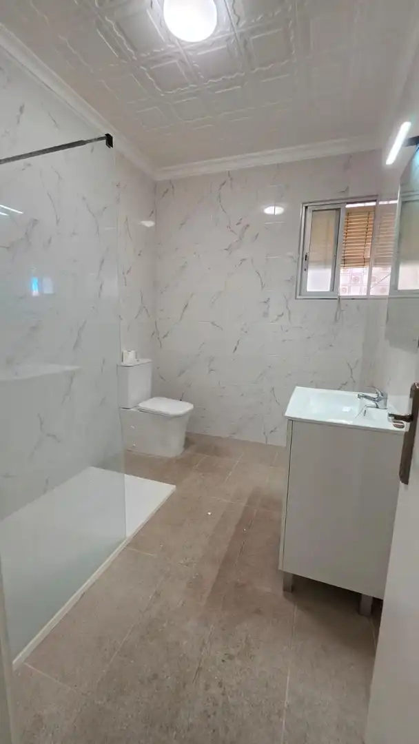Baño de Piso para compartir en Las Torres de Cotillas, Murcia