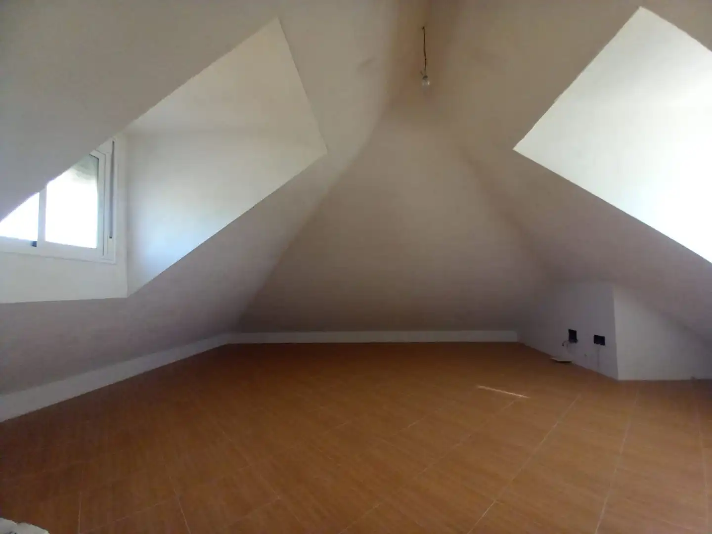Dormitori de Casa o xalet en venda en Linares amb Terrassa