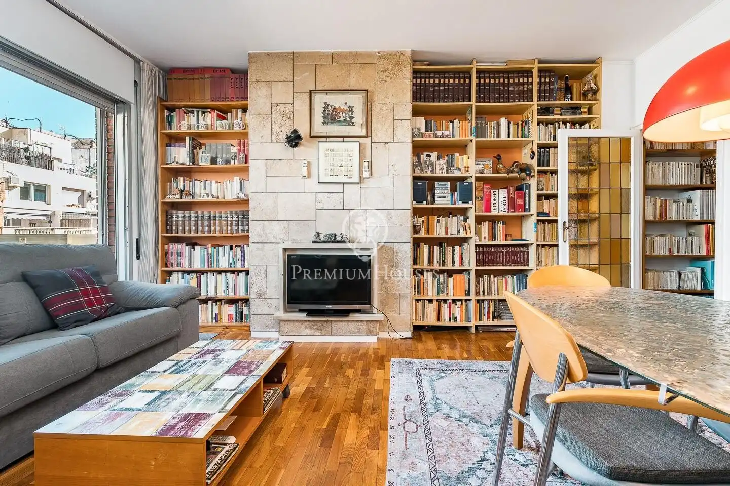 Sala de estar de Piso en venta en Barcelona con Calefacción, Terraza y Balcón