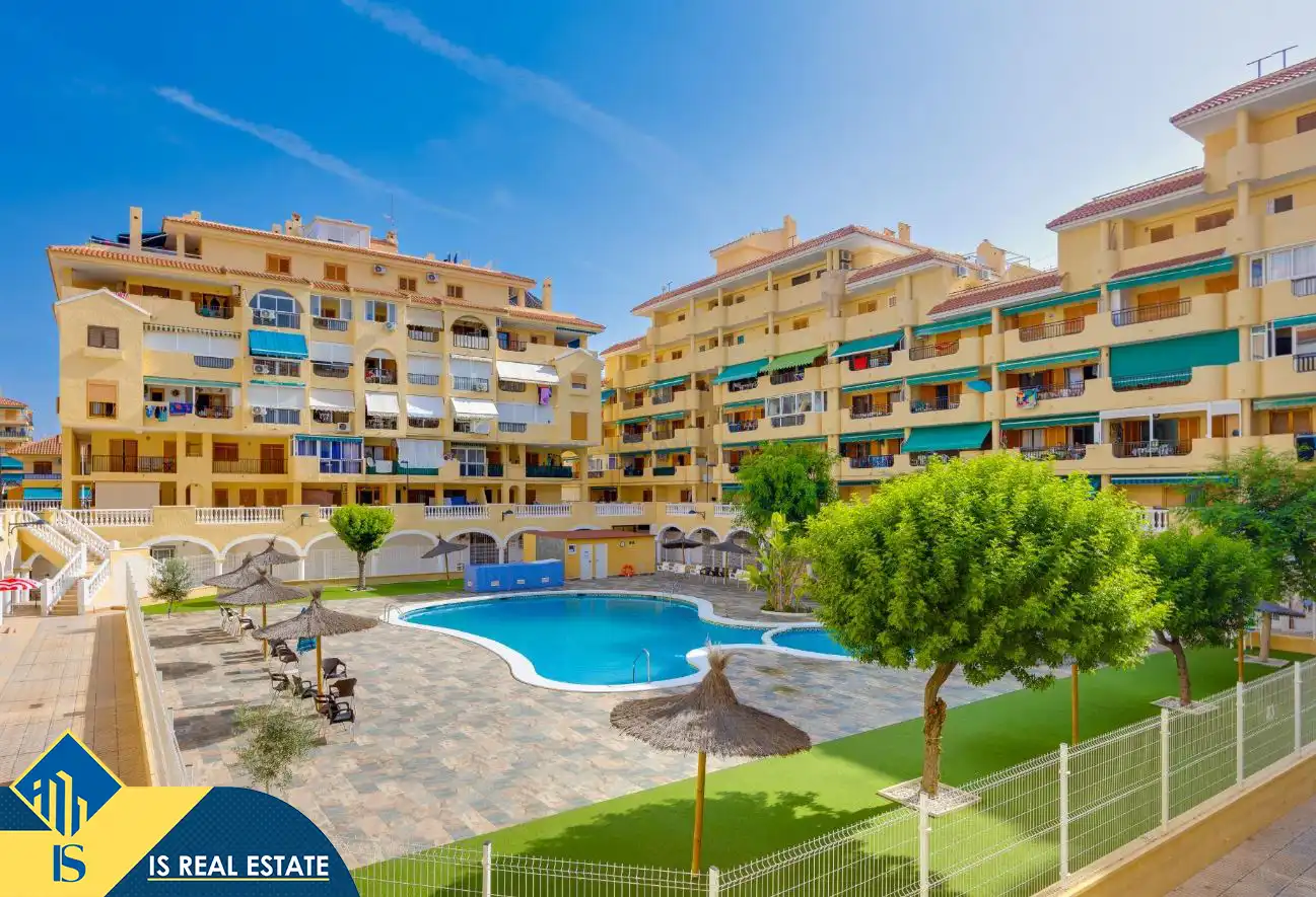 Exterior view of Apartments for sale in Torrevieja  with Heating, Terrace and Furnished