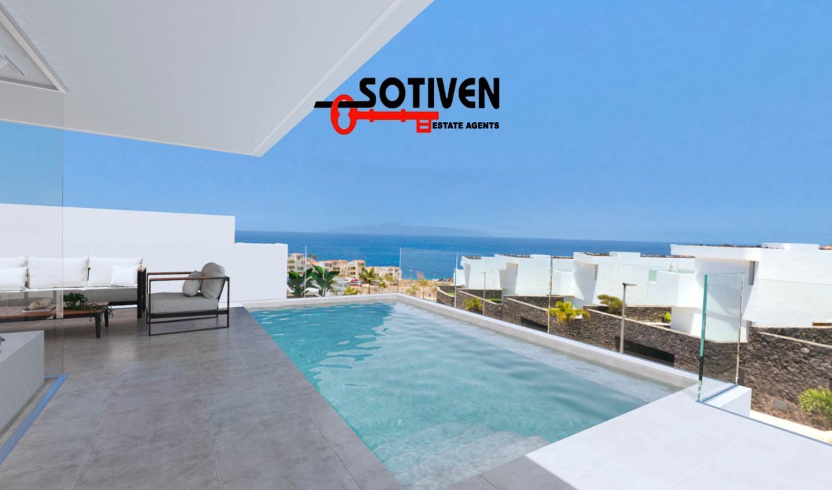 Exterior view of House or chalet for sale in Adeje  with Private garden, Terrace and Storage room