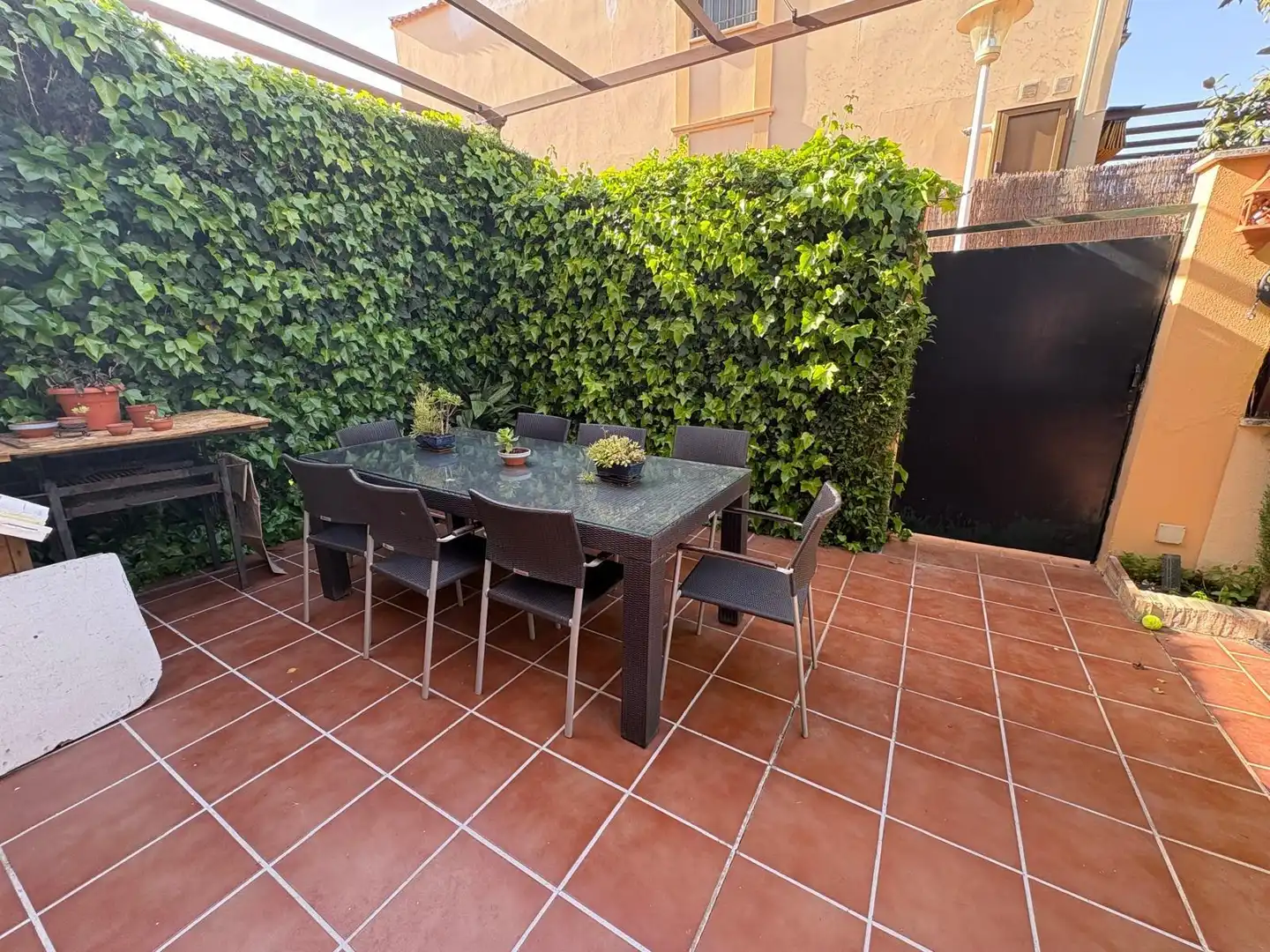 Terrassa de Casa adosada en venda en Córdoba amb Aire condicionat, Calefacció i Jardí privat