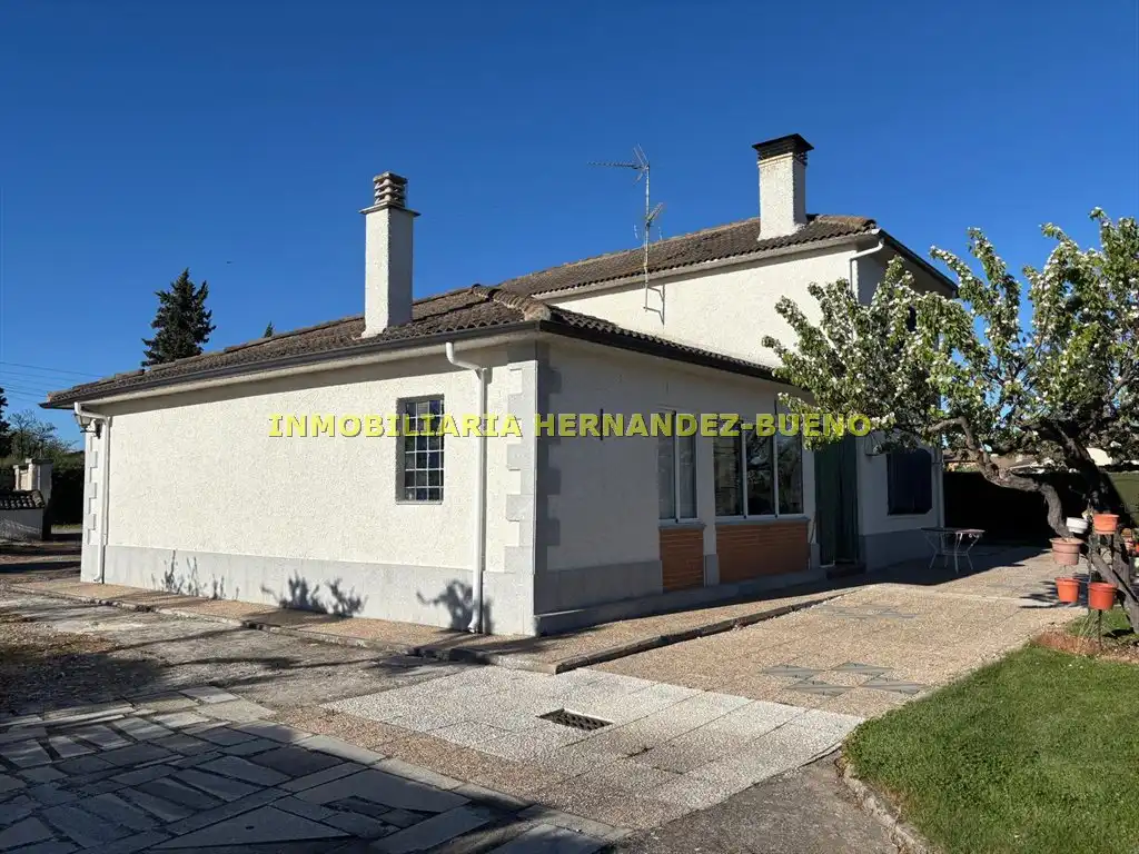 Vista exterior de Casa o chalet en venta en Pelabravo con Calefacción, Jardín privado y Terraza