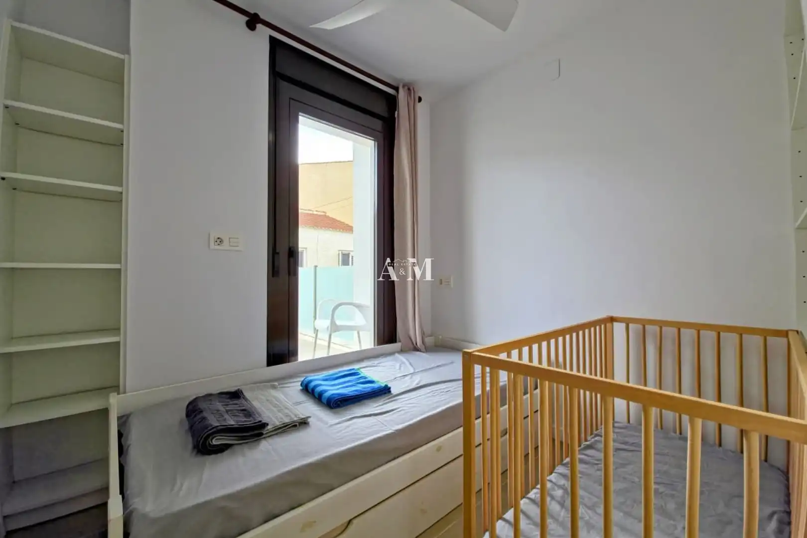 Dormitori de Casa o xalet de lloguer en Pilar de la Horadada amb Terrassa i Rentadora
