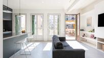 Living room of Flat for sale in  Barcelona Capital  with Air Conditioner, Terrace and Balcony