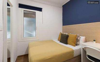 Bedroom of Flat to share in  Barcelona Capital  with Air Conditioner and Terrace