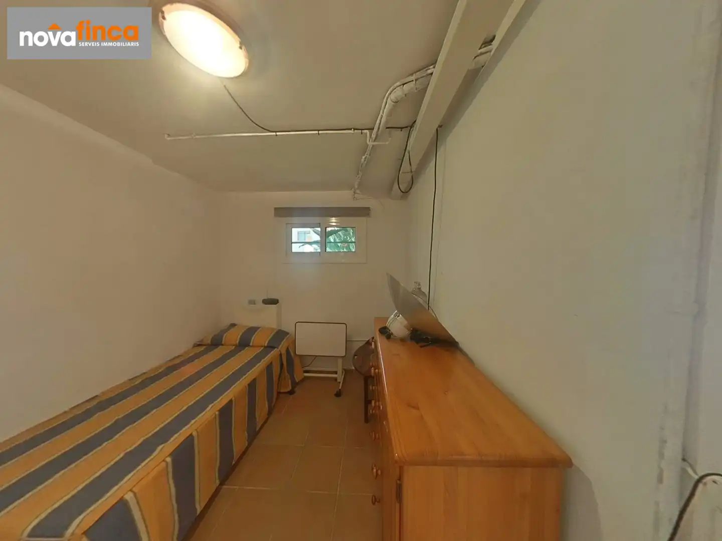 Habitación de Casa adosada en venta en Palamós con Aire acondicionado, Calefacción y Jardín privado