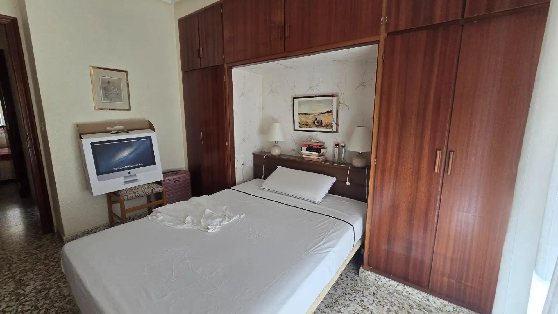 Dormitori de Apartament de lloguer en Santa Pola amb Terrassa i Moblat