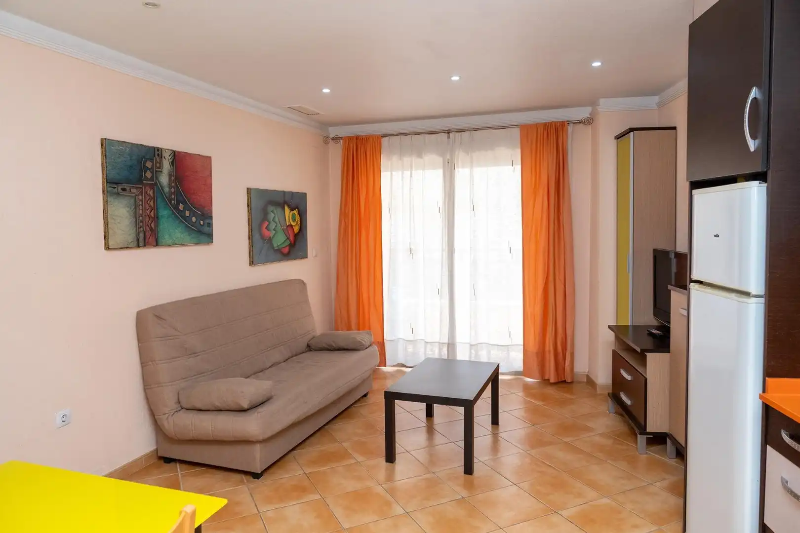 Sala d'estar de Apartament en venda en Formentera del Segura amb Aire condicionat, Terrassa i Moblat