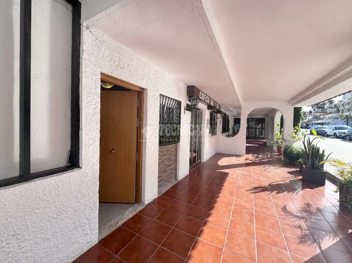 Local en venta en Torremolinos con Aire acondicionado