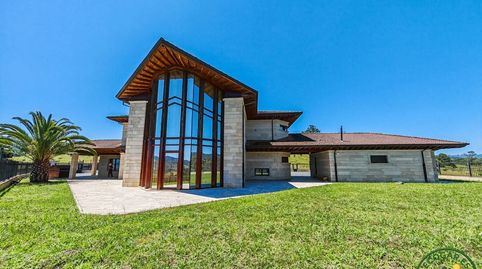 Exclusivo palacete con finca ganadera de 140 hectáreas en el corazón de Asturias