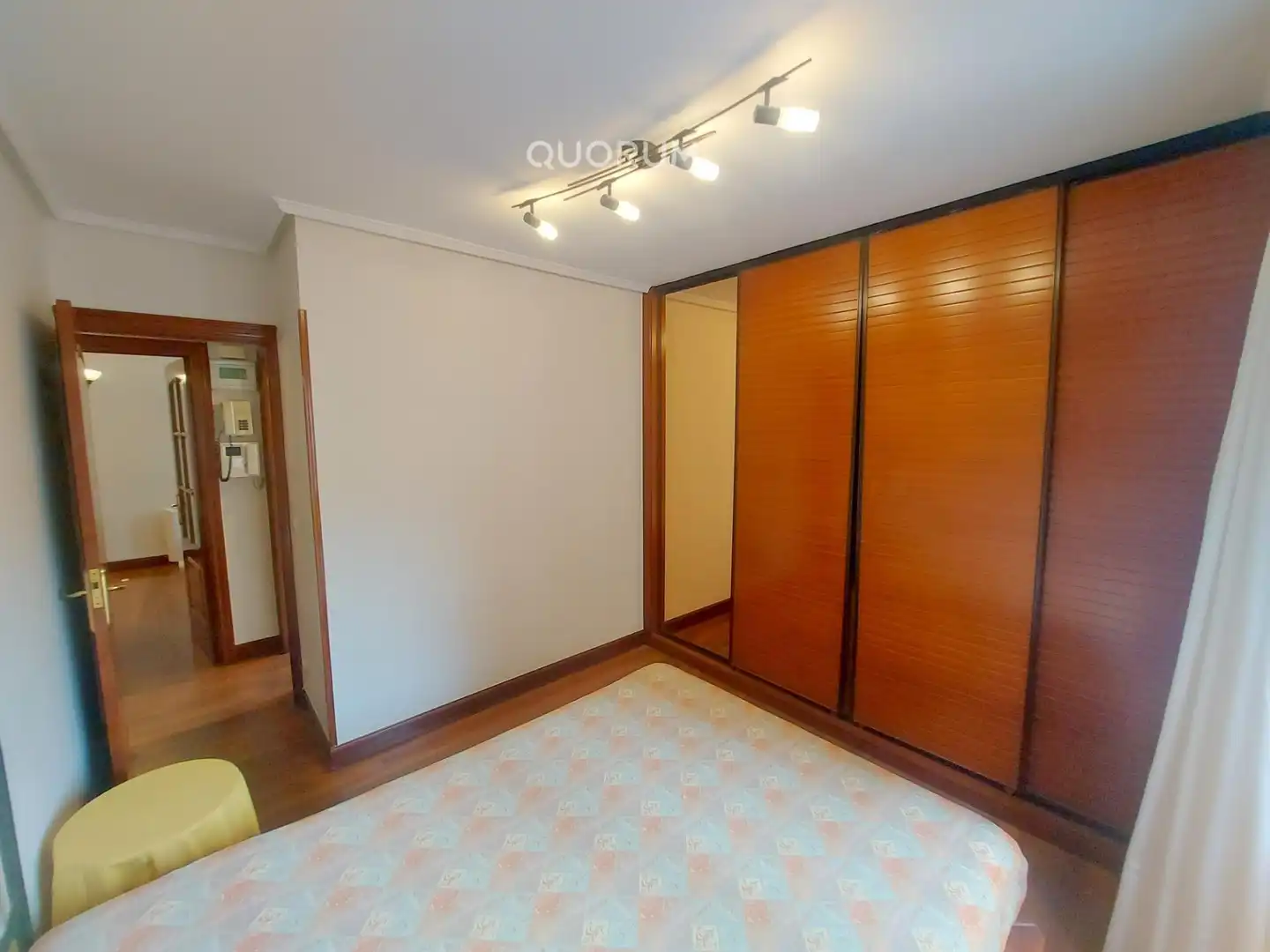 Bedroom of Flat for sale in Bilbao   with Balcony