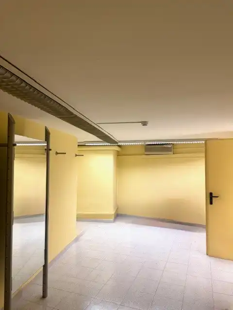 Gewerbefläche zur Miete in Carrer del Clavell 1, imagen 9