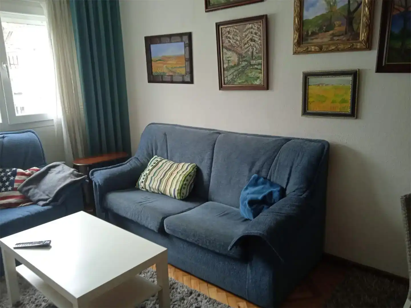Wohnzimmer von Wohnung zur Miete in Oviedo 