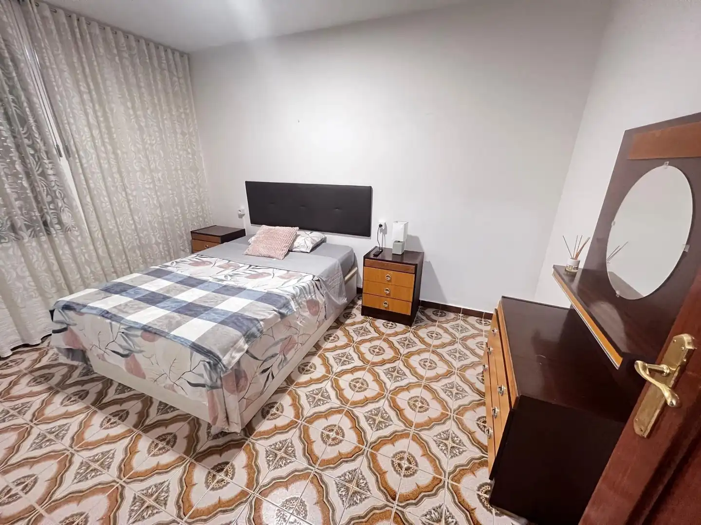 Apartament amb ascensor en venda a Cerdanyola, imagen 5