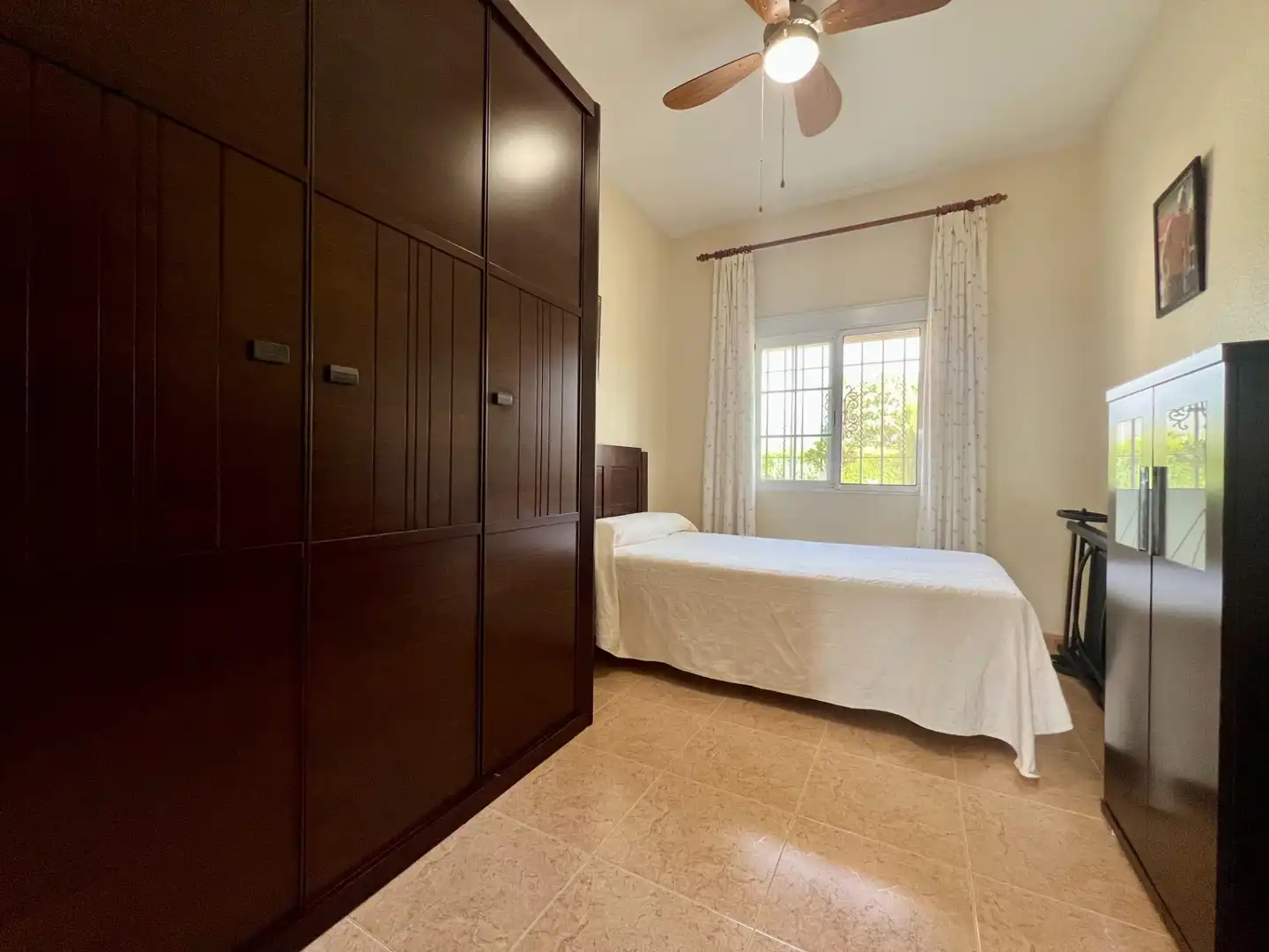 Bedroom of Houses for sale in Córdoba  with Air Conditioner and Swimming Pool