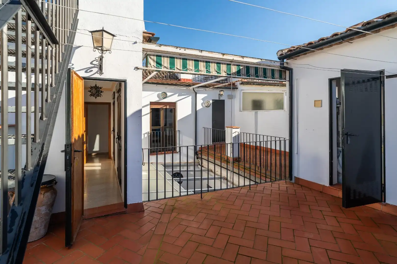 Vista exterior de Casa o chalet en venta en Córdoba con Aire acondicionado, Calefacción y Terraza