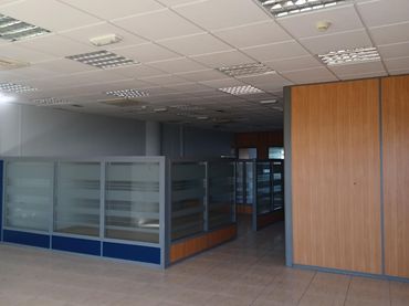 Oficina amb ascensor de lloguer a Avenida de los Majuelos 1