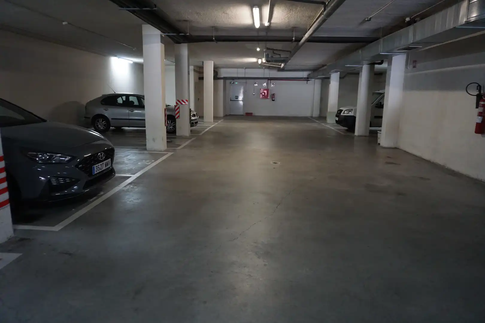 Parking de Piso en venta en Ugao- Miraballes con Calefacción, Trastero y Amueblado