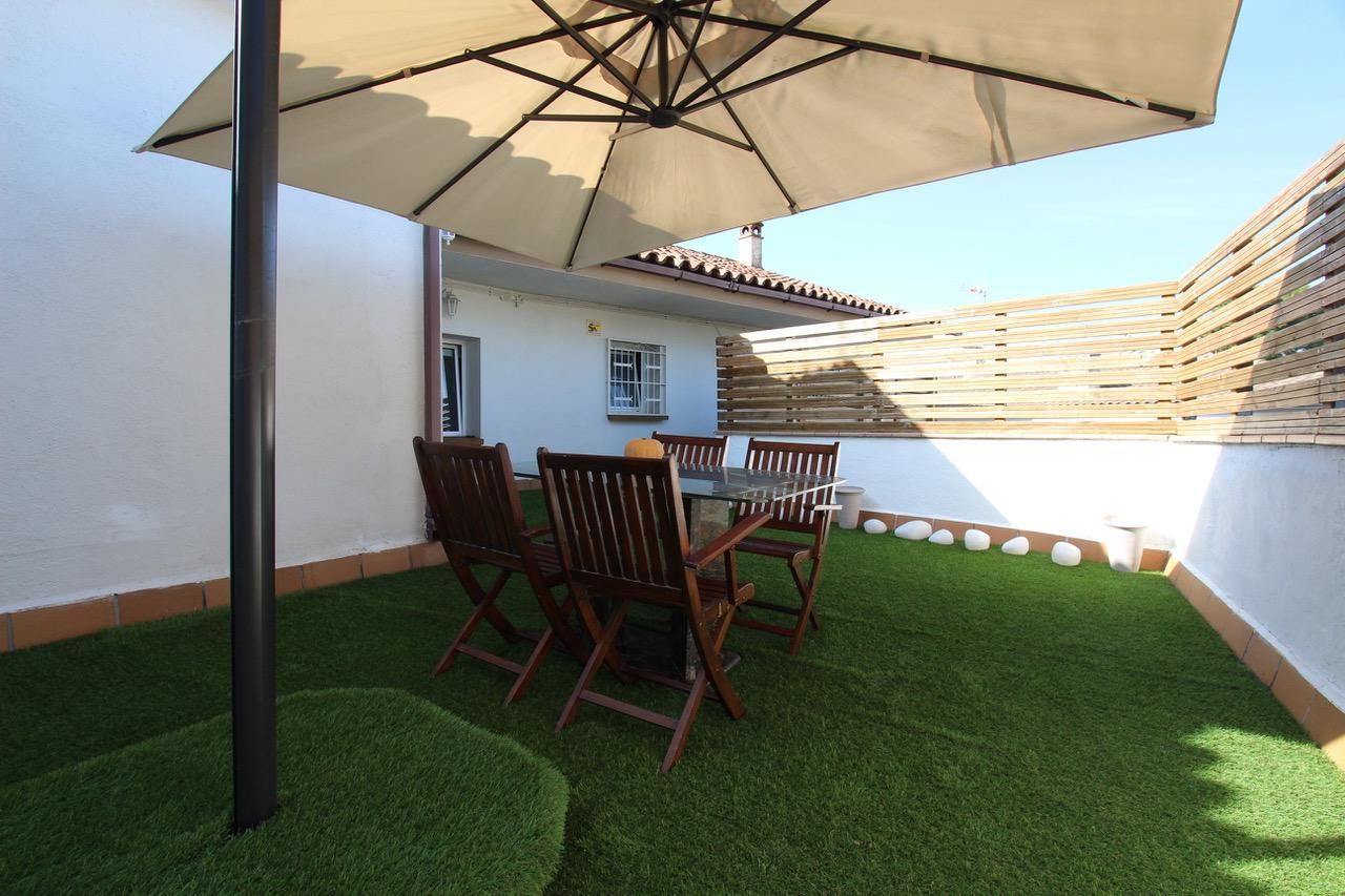 Terraza de Casa o chalet en venta en Barberà del Vallès con Aire acondicionado, Calefacción y Jardín privado