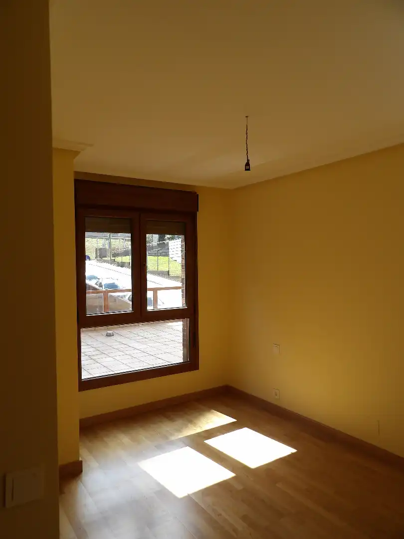 Piso en venta en Calle de Ramón Granda, El Carbayedo - El Quirinal