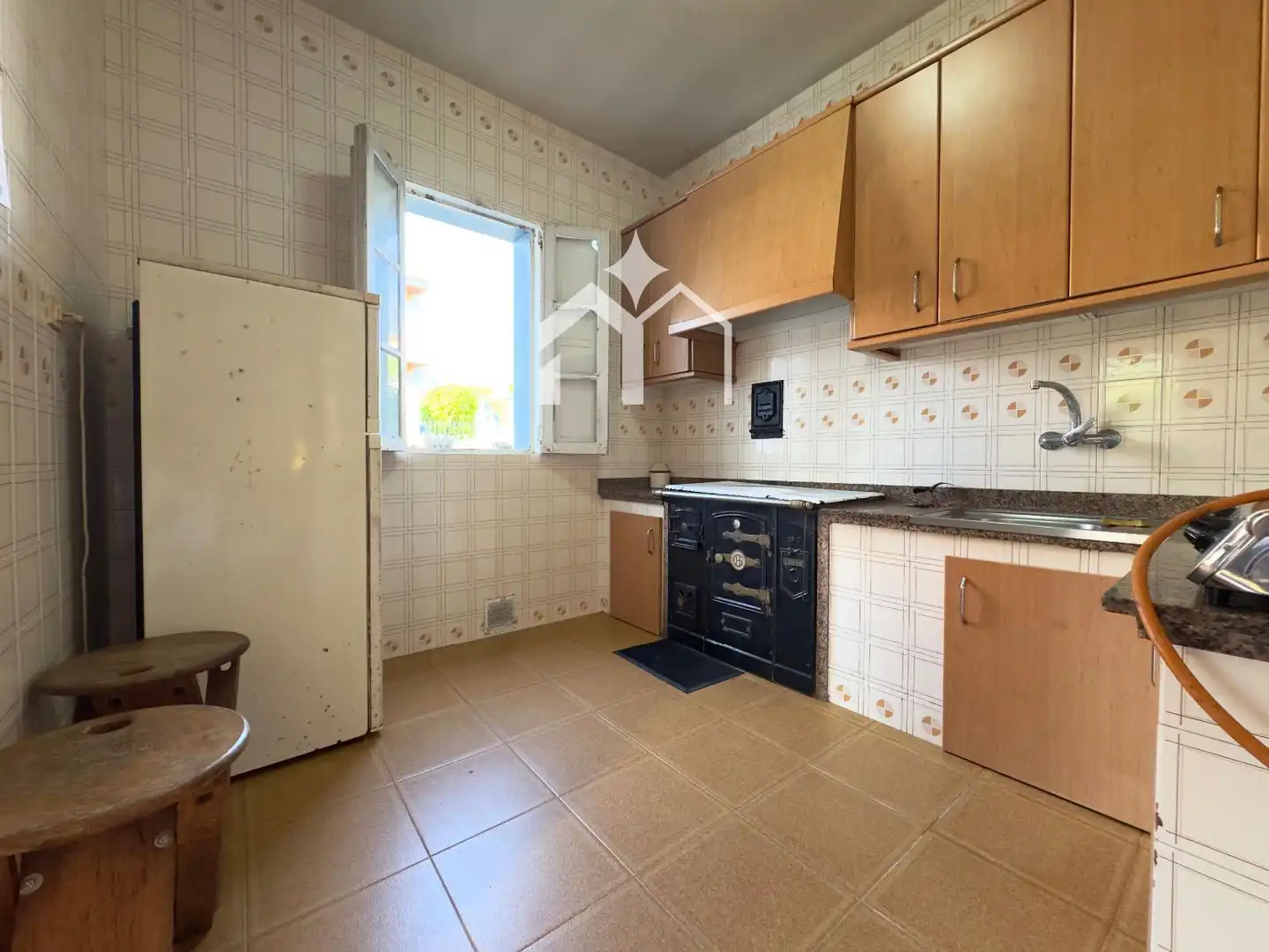 Küche von Haus oder Chalet zum Verkauf in Bueu mit Heizung und Ofen