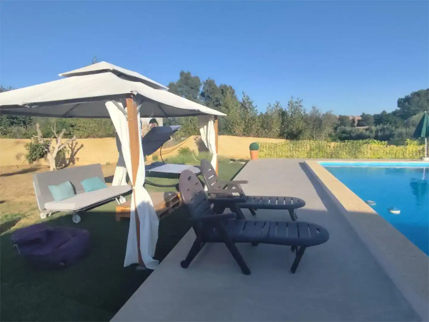 Terrassa de Pis en venda en Sanlúcar la Mayor amb Aire condicionat i Piscina