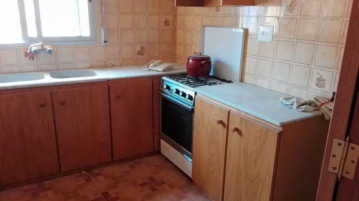 Cuina de Casa o xalet en venda en Talayuelas amb Terrassa i Balcó