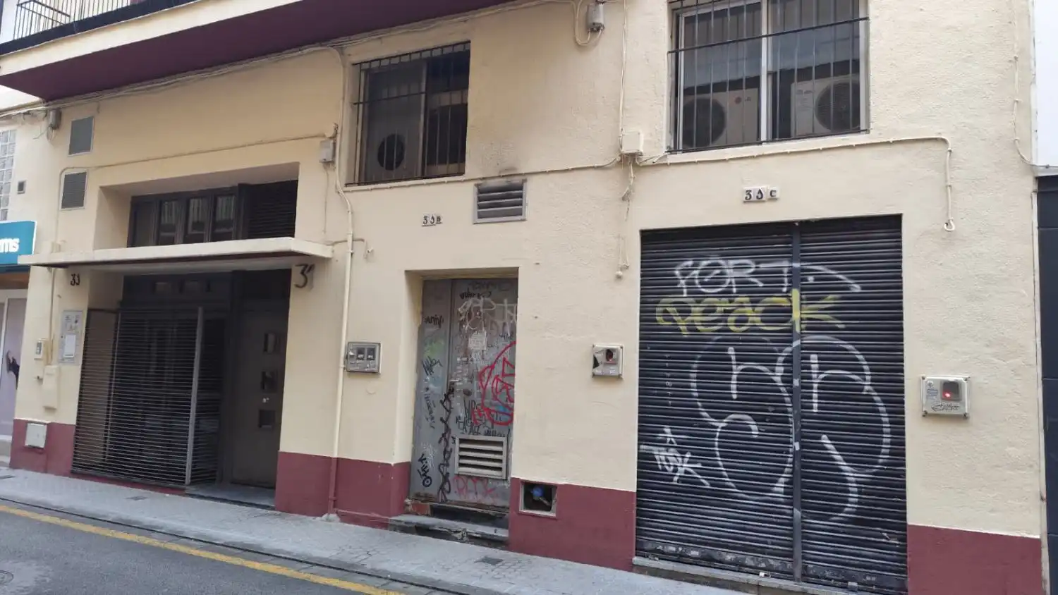 Exterior view of Commercial properties for sale in Sevilla