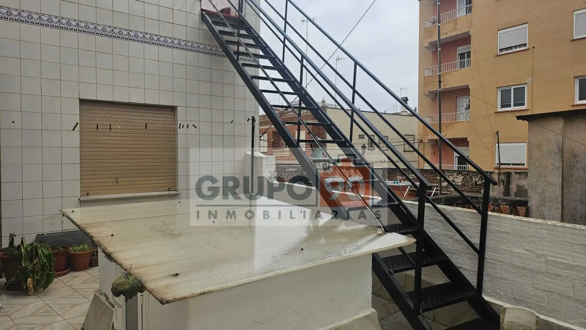 Vista exterior de Casa adosada en venta en Albuixech con Terraza