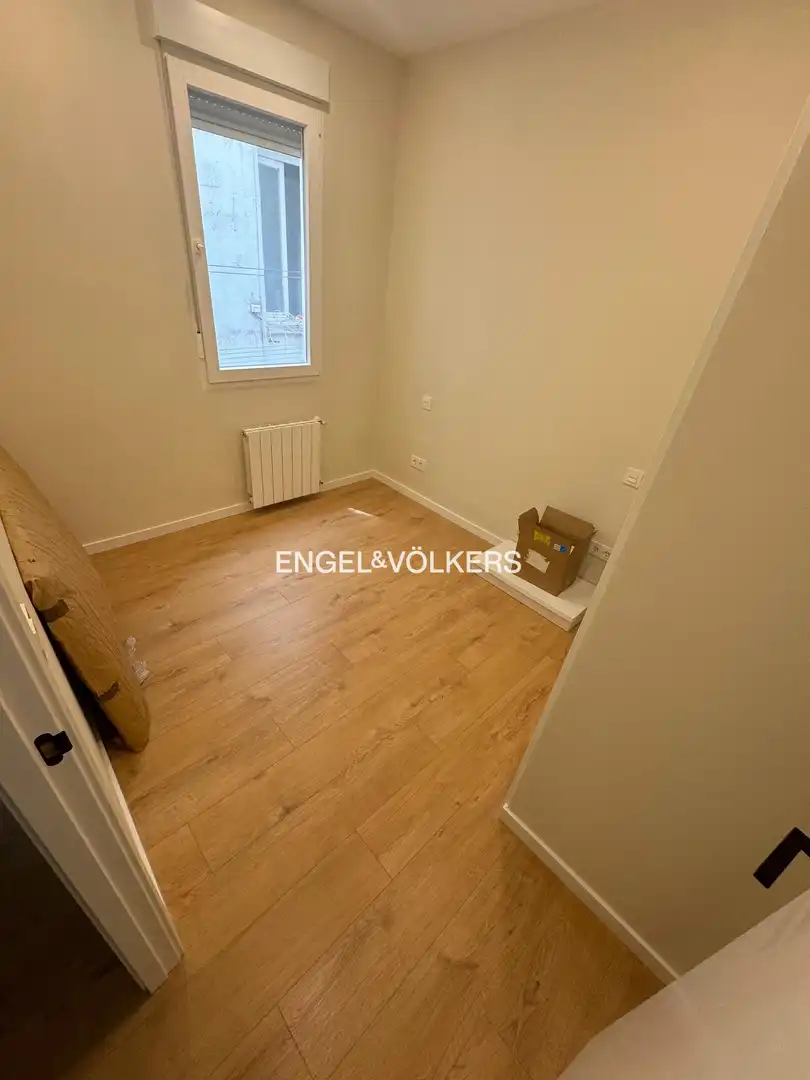 Piso de alquiler en Madrid con Calefacción, Parquet y Balcón