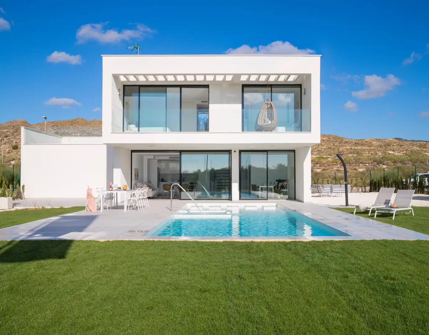 Chalet con terraza en venta en Calle MALDIVIAS 165