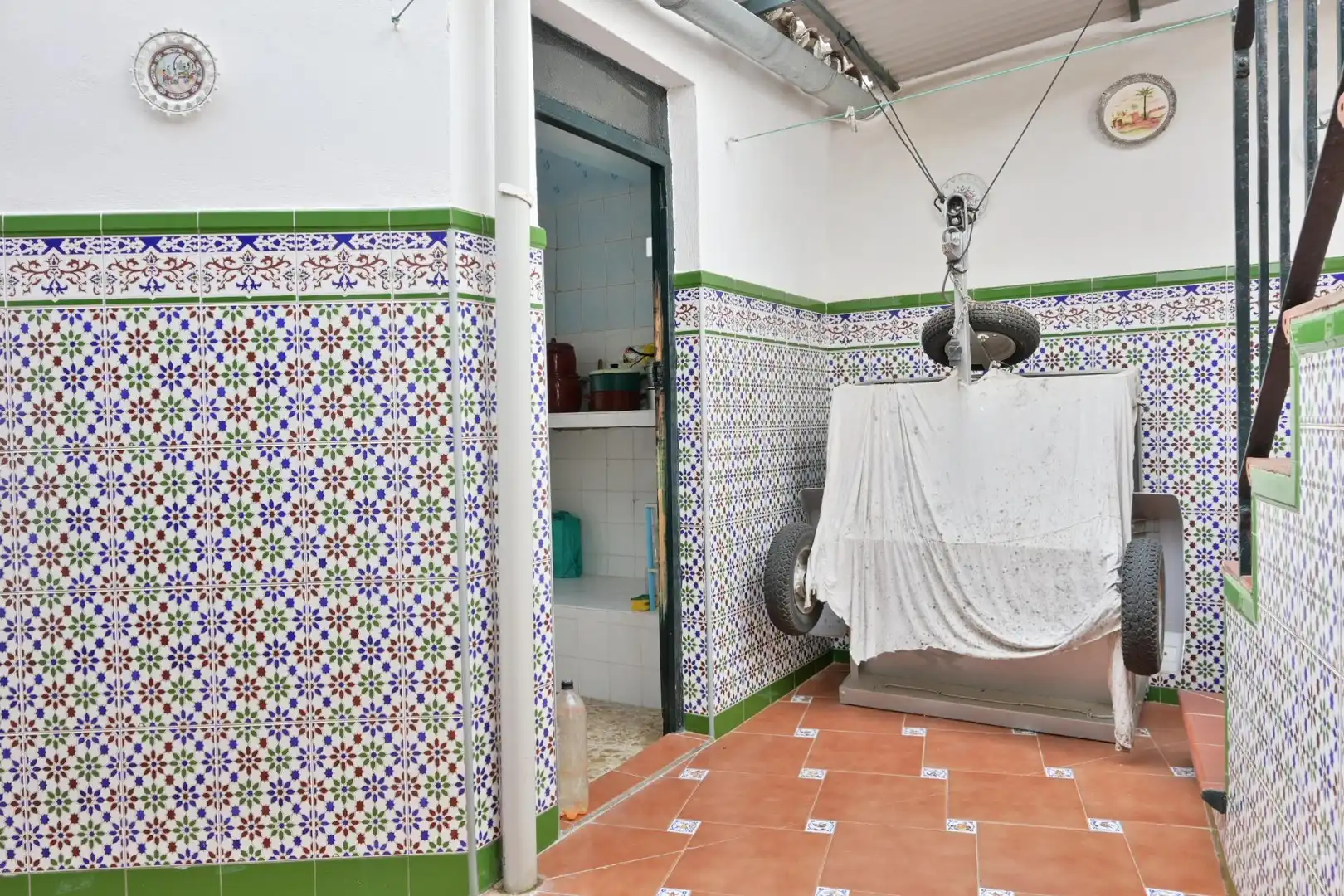 Bathroom of Houses for sale in Fuentes de León, Badajoz