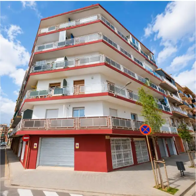 Piso en venta en Passeig de la Costa Brava 51