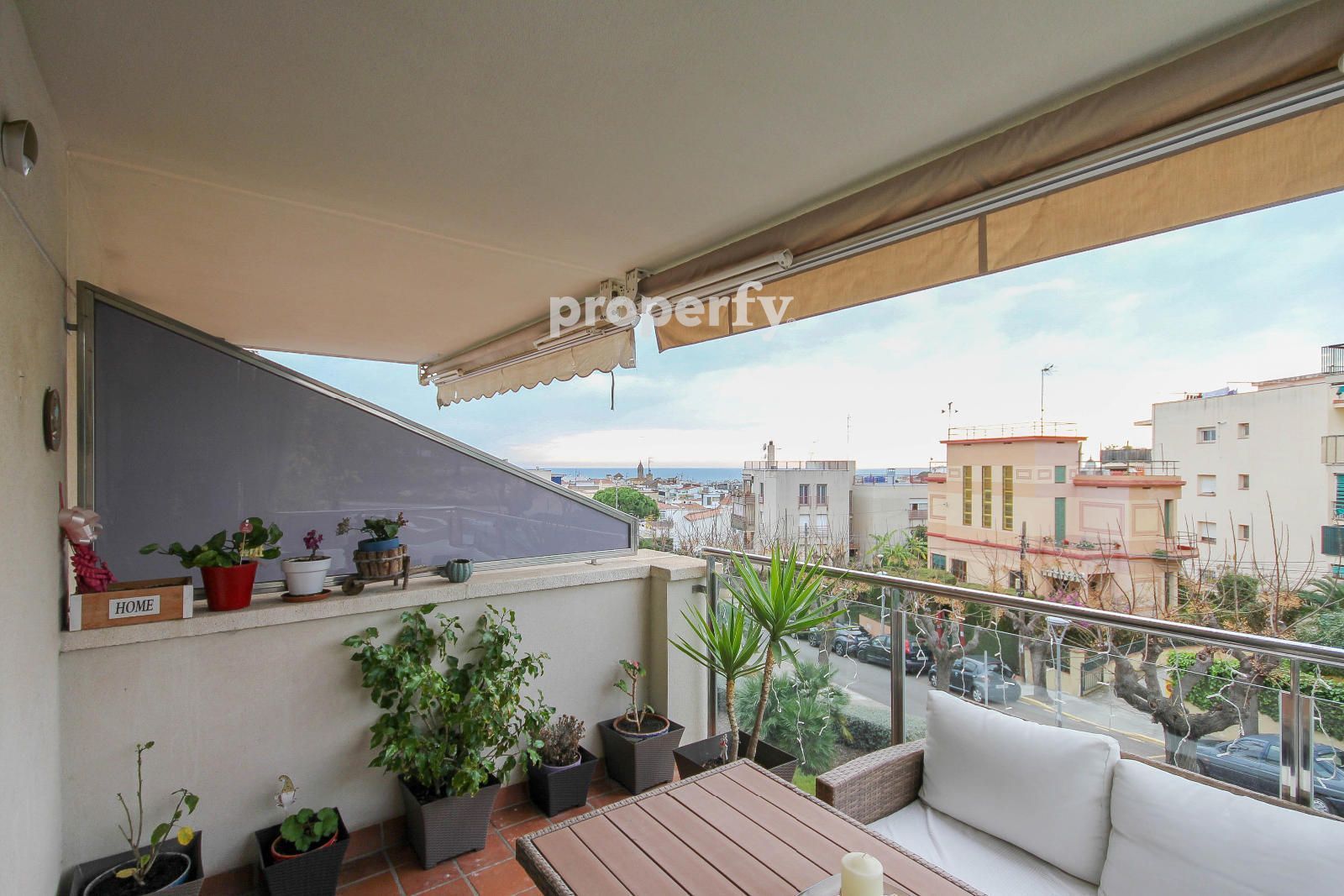 Vista exterior de Pis en venda en Sitges amb Aire condicionat, Calefacció i Parquet