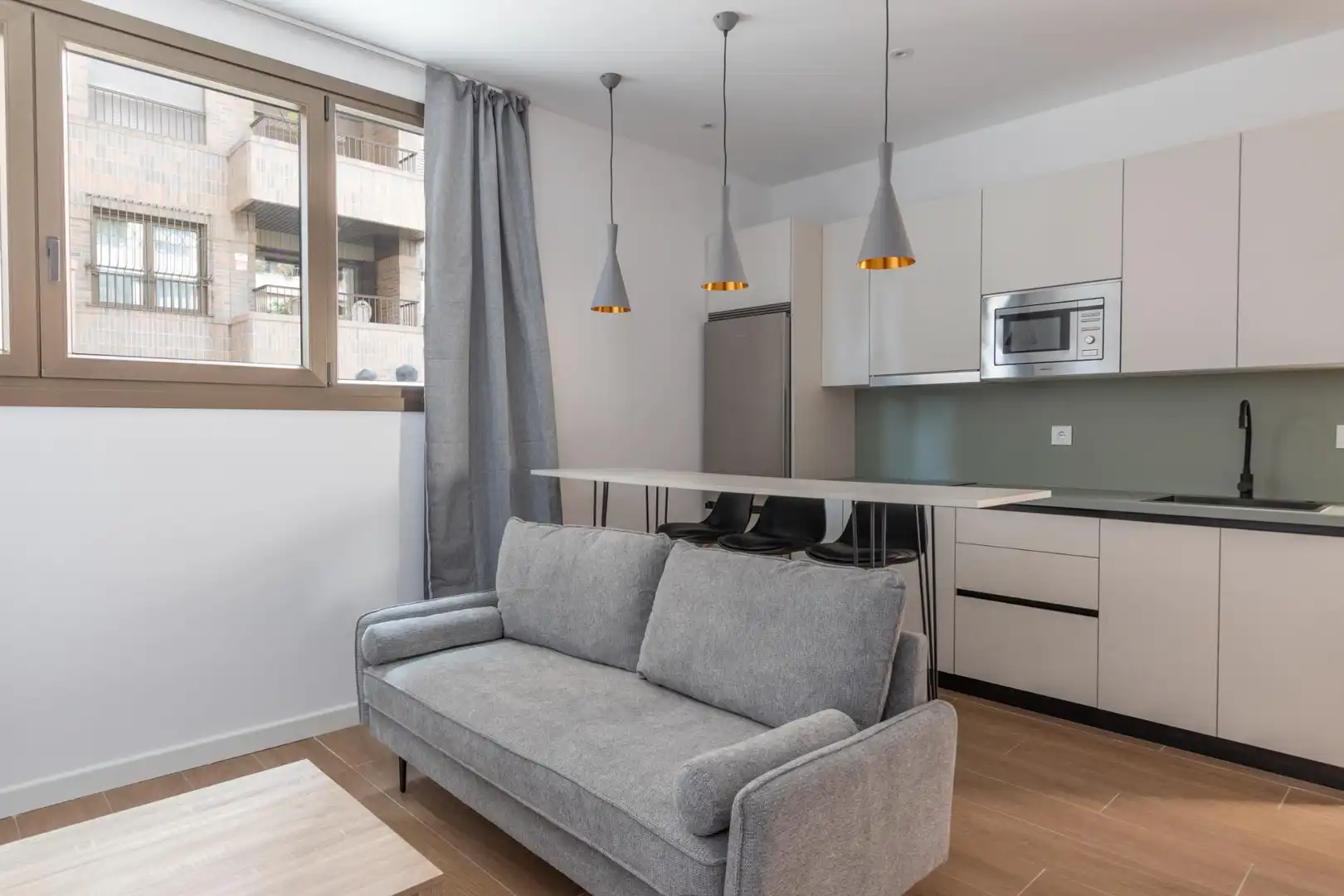 Living room of Apartments for sale in Granada  with Air Conditioner, Heating and Private garden