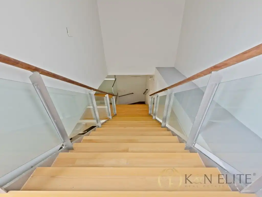 Loft zur Miete in Calle Cruz Roja, Barrio de la Luz