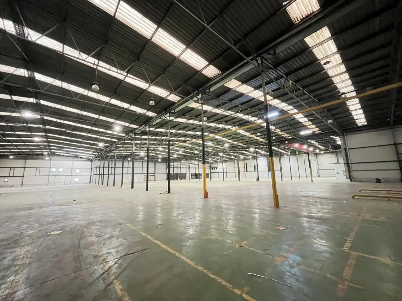 Industrial buildings for sale in Barberà del Vallès  with Heating and Alarm