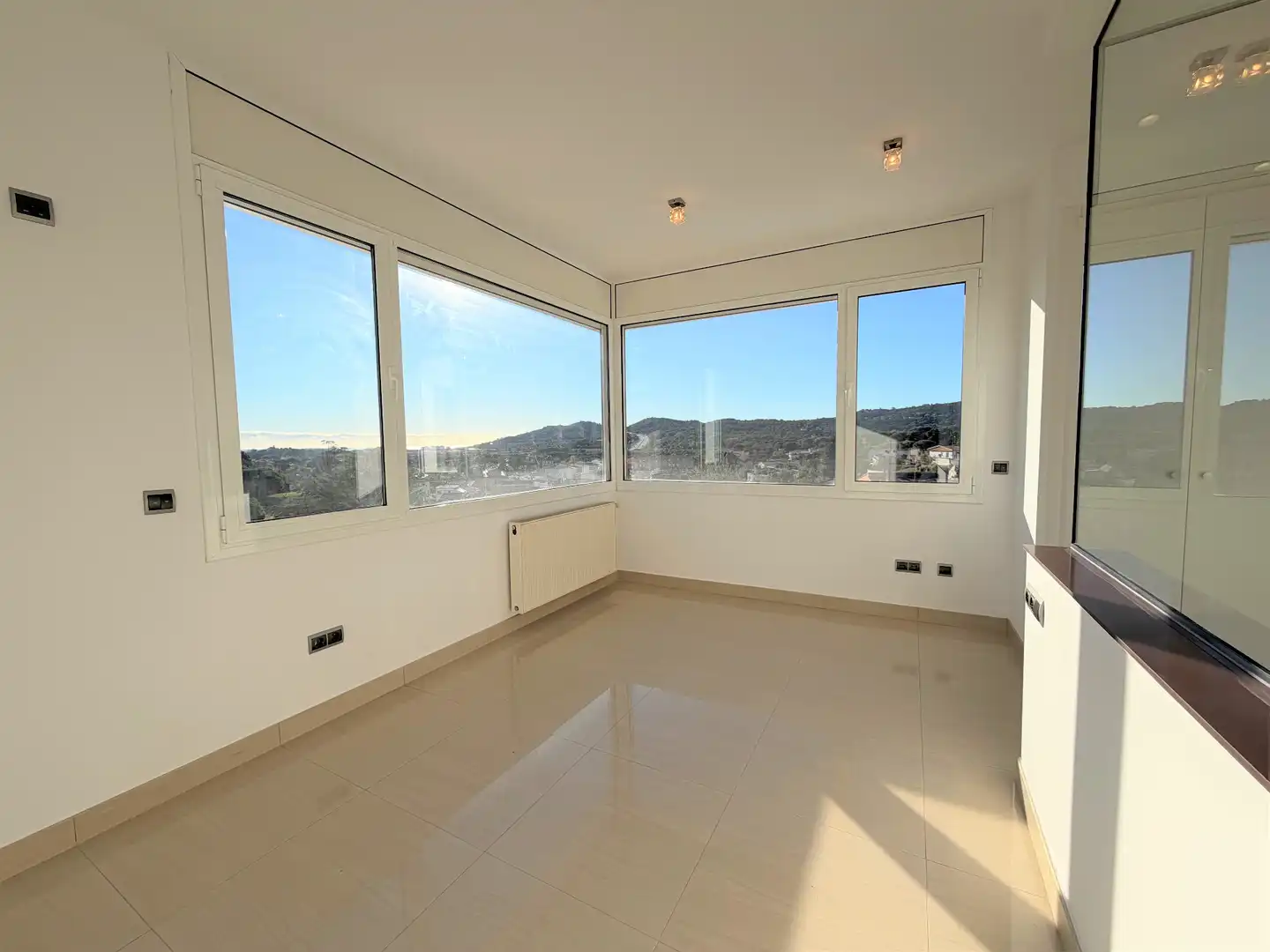 Chalet con piscina en venta en Carrer del Ripollès, imagen 14