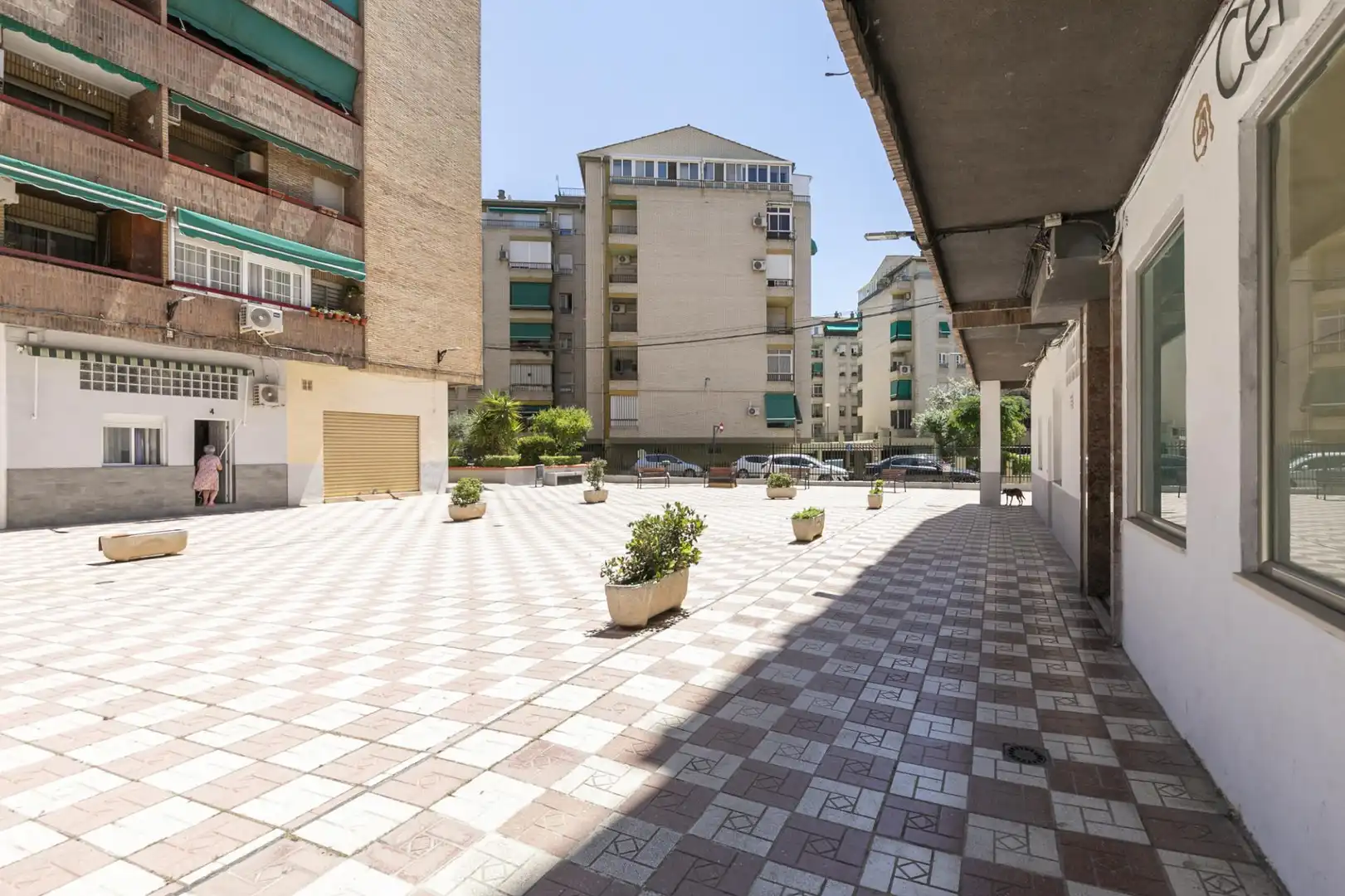 Exterior view of Study for sale in Granada  with Parquet flooring and Furnished