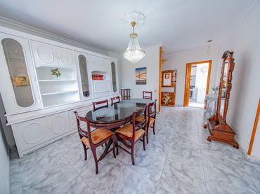 Apartamento con balcón en venta en Calle Conde de Pallasar