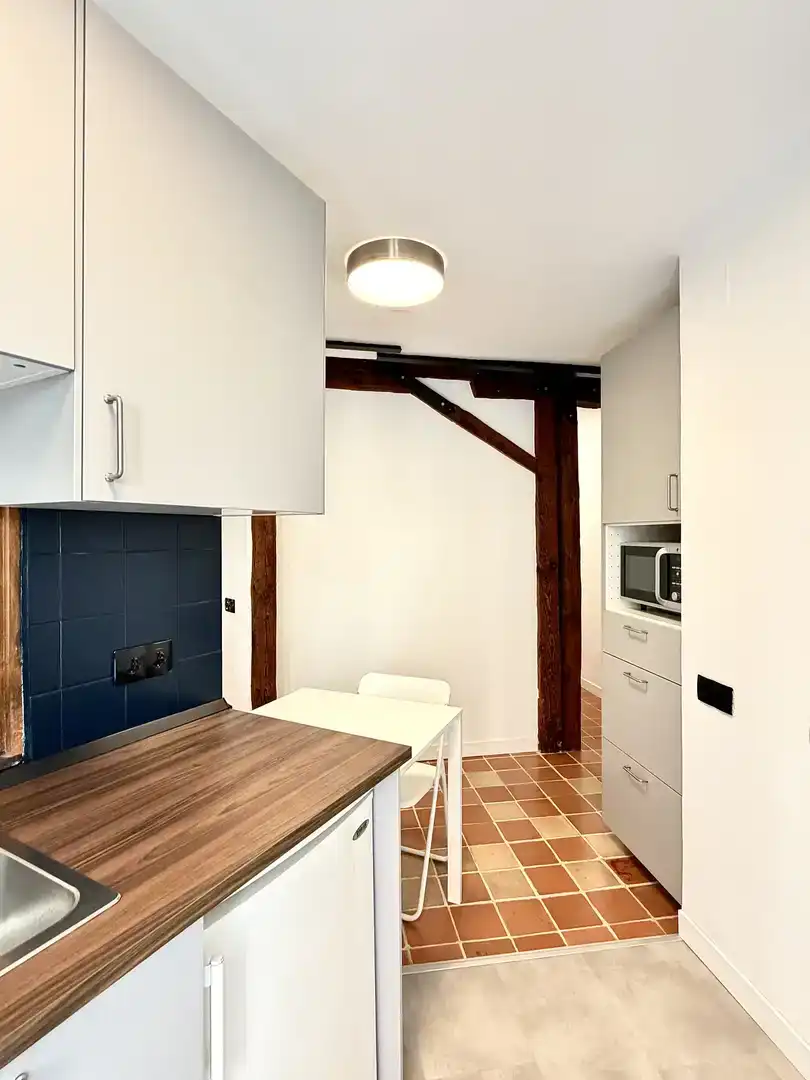 Kitchen of Study for rent in  Madrid Capital  with Air Conditioner and Balcony