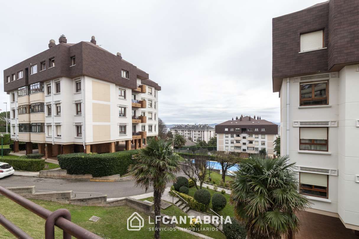 Exterior view of Flat for sale in Santander  with Heating, Private garden and Storage room
