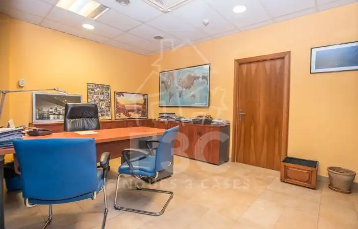 Local comercial en venda a Encamp pueblo, imagen 11
