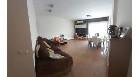 Foto 3 de Pis en venda a Avenida de Abril - 9 de Octubre, Sagunto / Sagunt